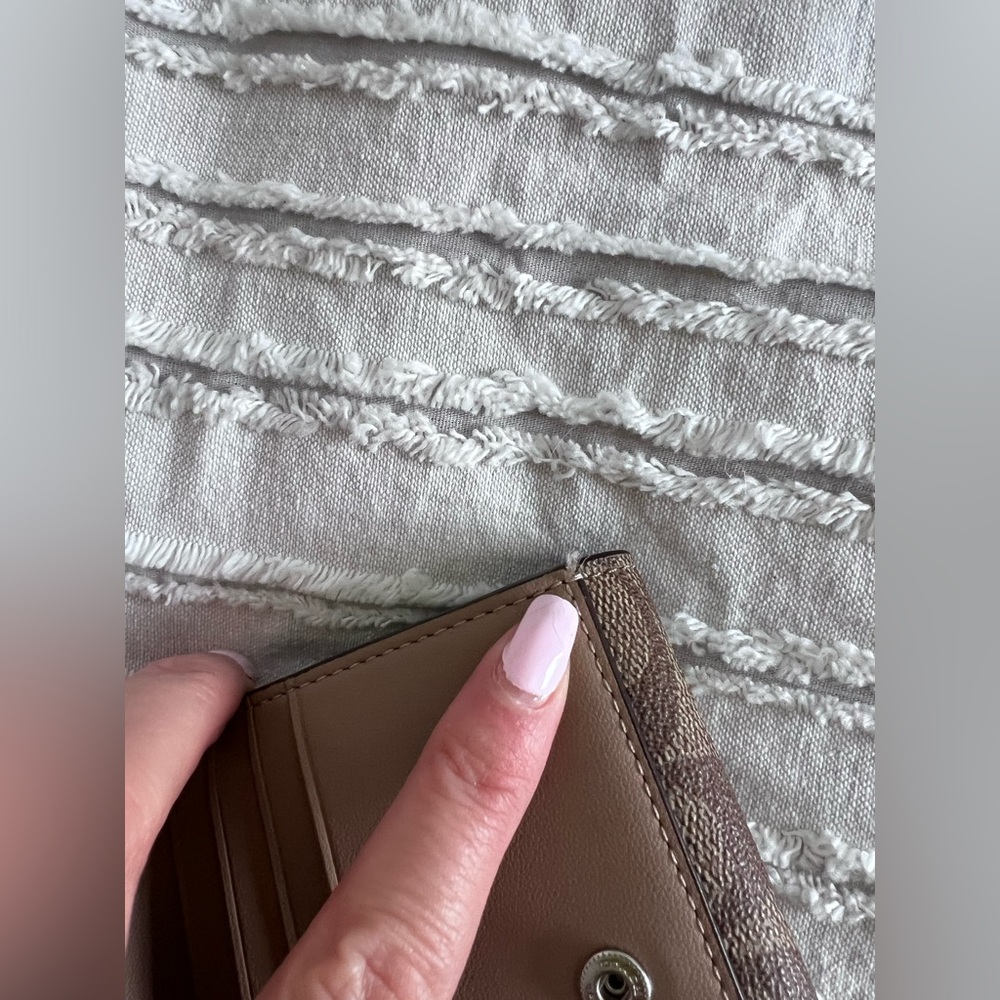 Coach Wallet - Picture 8 of 8